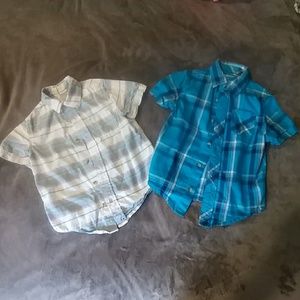 2 Arizona boys button downs